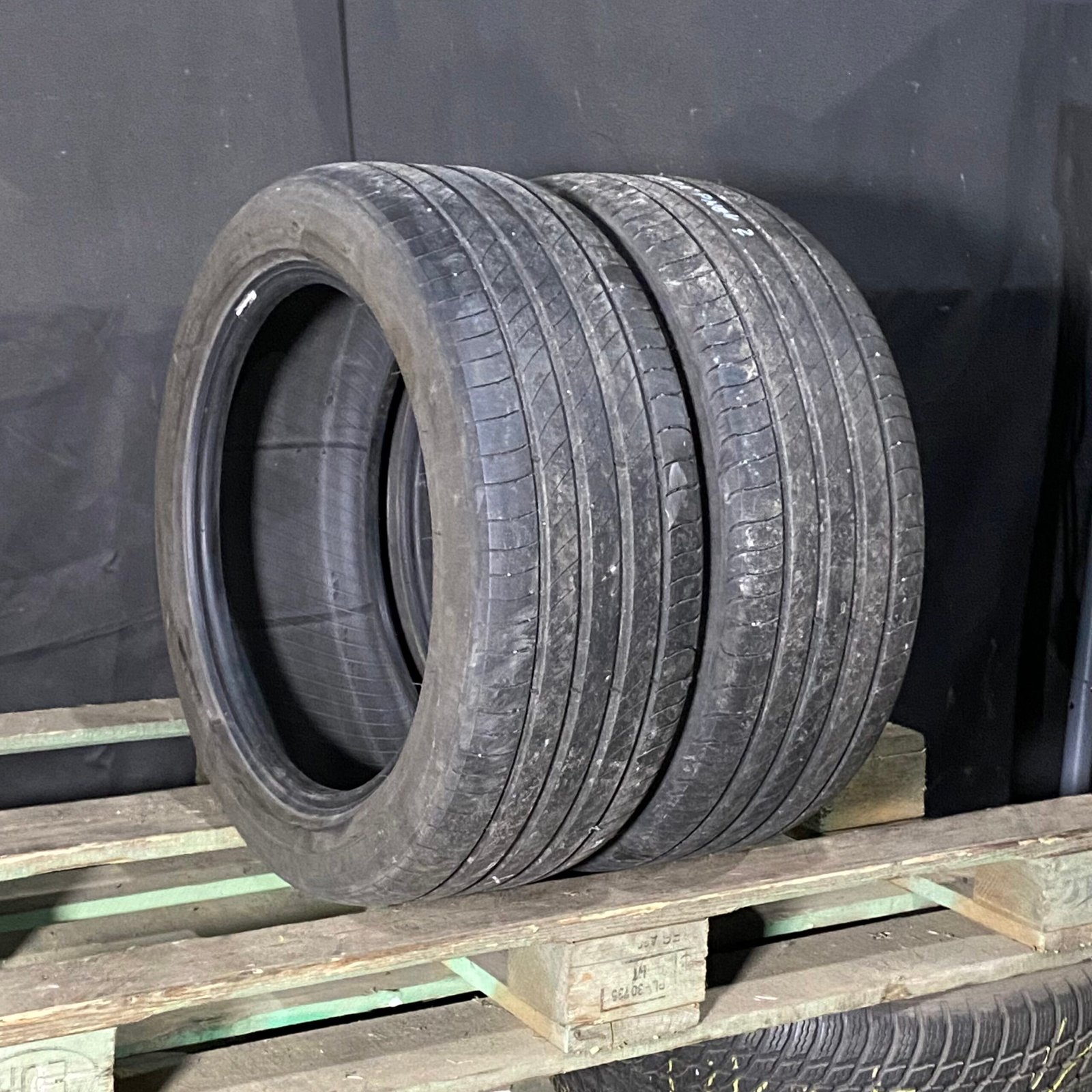 IMG_2045 Michelin – 225/45/R17 92W 2021 4mm - Obrázek 1