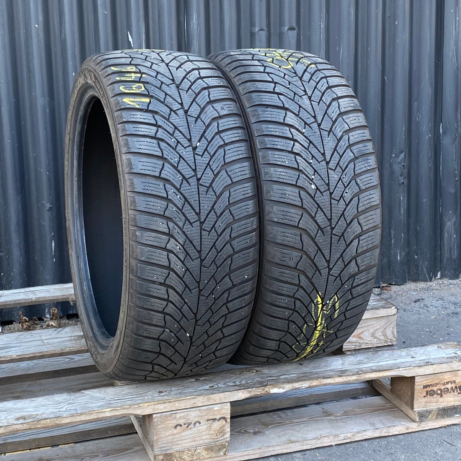Kumho – 225/40/R18 92W 2024 6,5-7mm